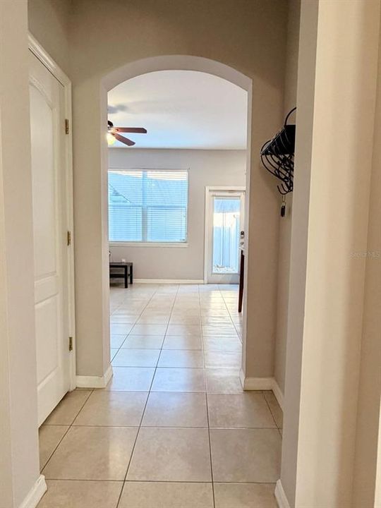 For Rent: $1,875 (3 beds, 2 baths, 1536 Square Feet)