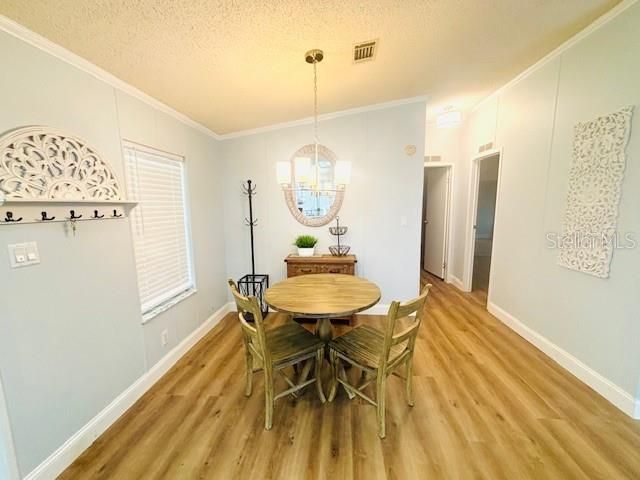 For Rent: $1,299 (2 beds, 2 baths, 925 Square Feet)