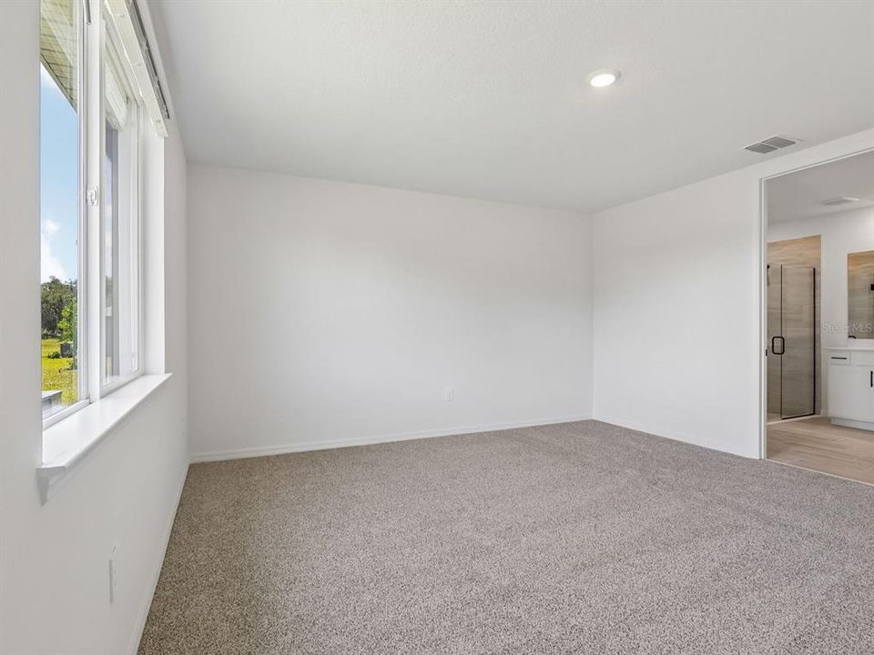 En Venta: $453,230 (4 camas, 3 baños, 2793 Pies cuadrados)