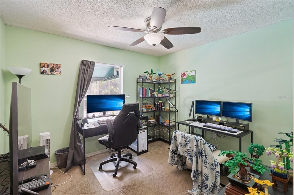 For Sale: $300,000 (3 beds, 2 baths, 1154 Square Feet)