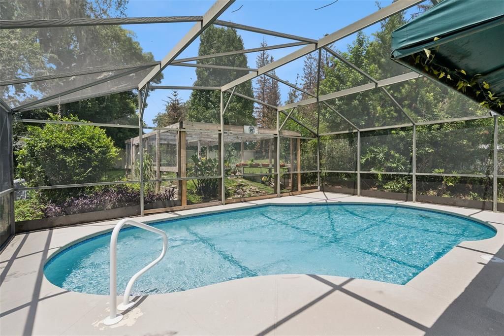 For Sale: $300,000 (3 beds, 2 baths, 1154 Square Feet)