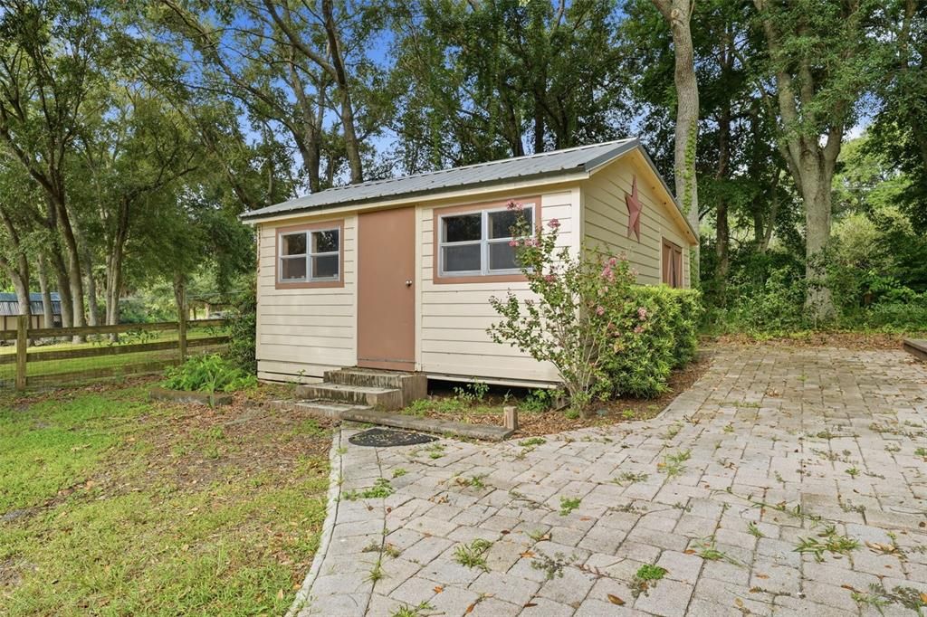 En Venta: $899,999 (5 camas, 3 baños, 3708 Pies cuadrados)