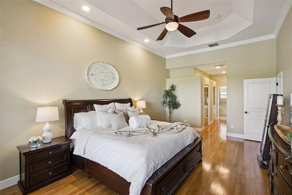 For Sale: $649,000 (4 beds, 3 baths, 2708 Square Feet)