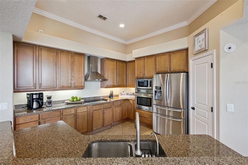 For Sale: $649,000 (4 beds, 3 baths, 2708 Square Feet)