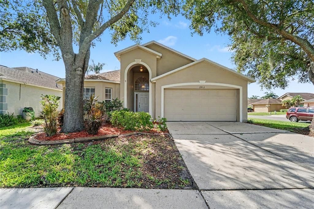 En Venta: $339,900 (4 camas, 3 baños, 1791 Pies cuadrados)