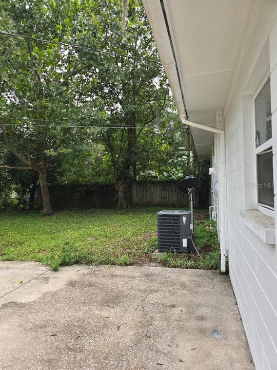 For Sale: $255,000 (3 beds, 2 baths, 1232 Square Feet)