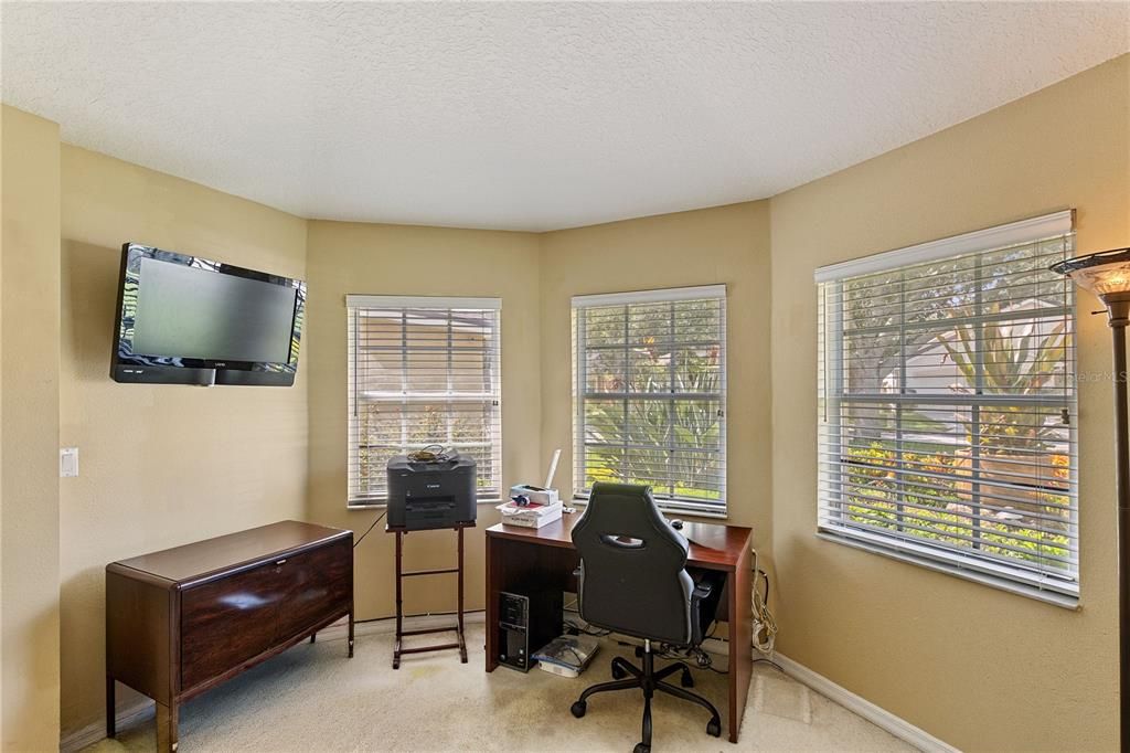 For Sale: $465,000 (4 beds, 2 baths, 2074 Square Feet)