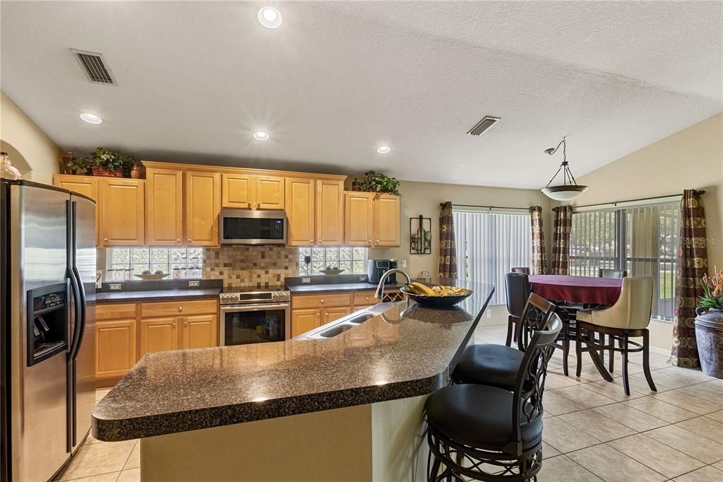 For Sale: $465,000 (4 beds, 2 baths, 2074 Square Feet)
