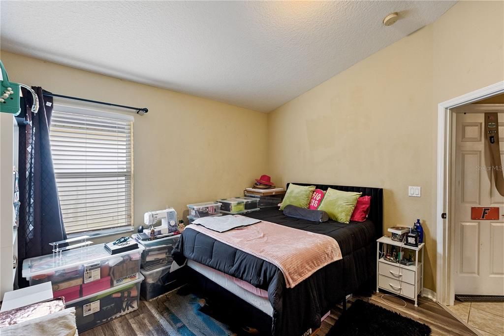 For Sale: $465,000 (4 beds, 2 baths, 2074 Square Feet)