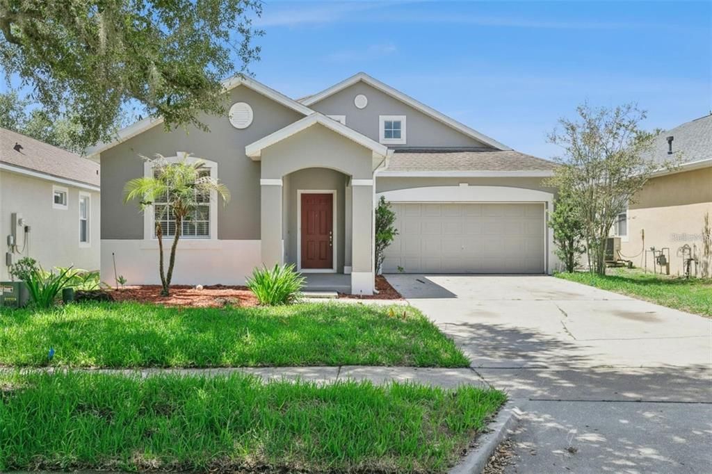 For Rent: $3,000 (3 beds, 2 baths, 1911 Square Feet)