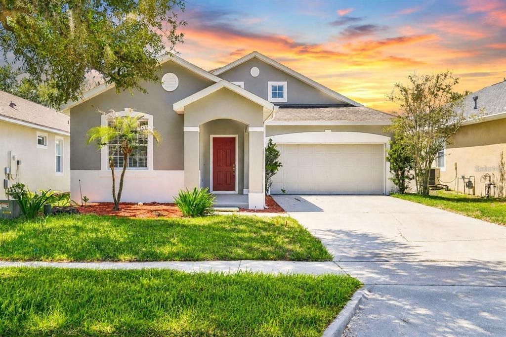 For Rent: $3,000 (3 beds, 2 baths, 1911 Square Feet)