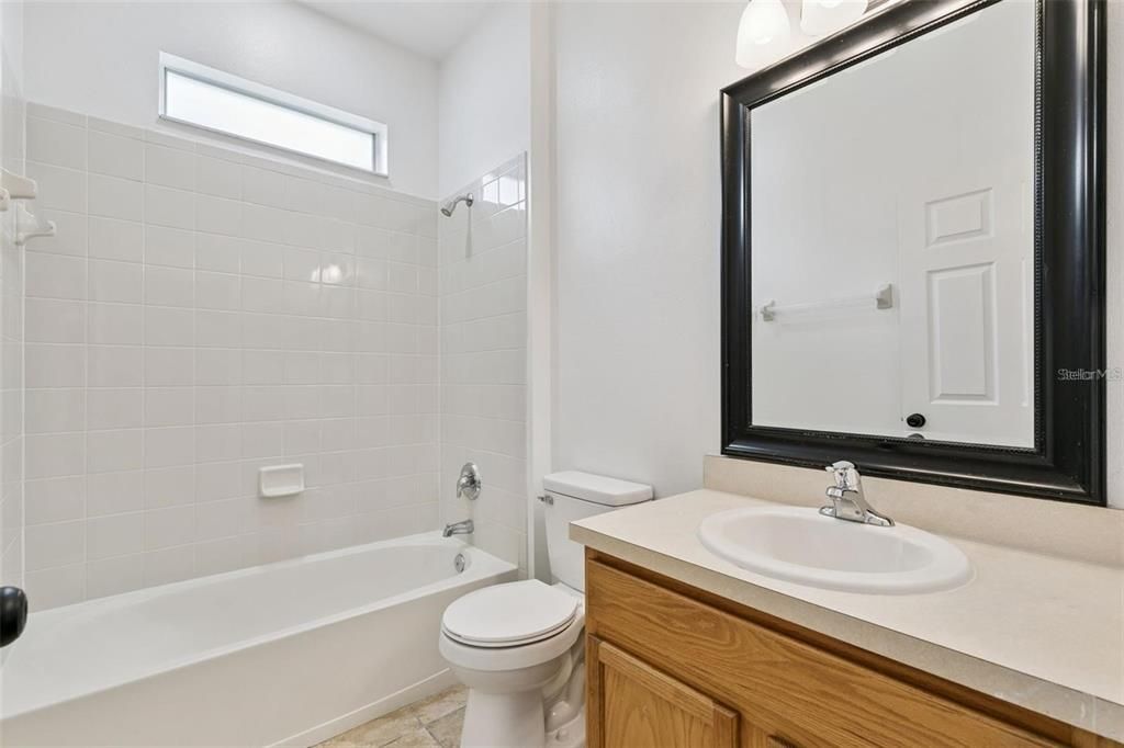 For Rent: $3,000 (3 beds, 2 baths, 1911 Square Feet)