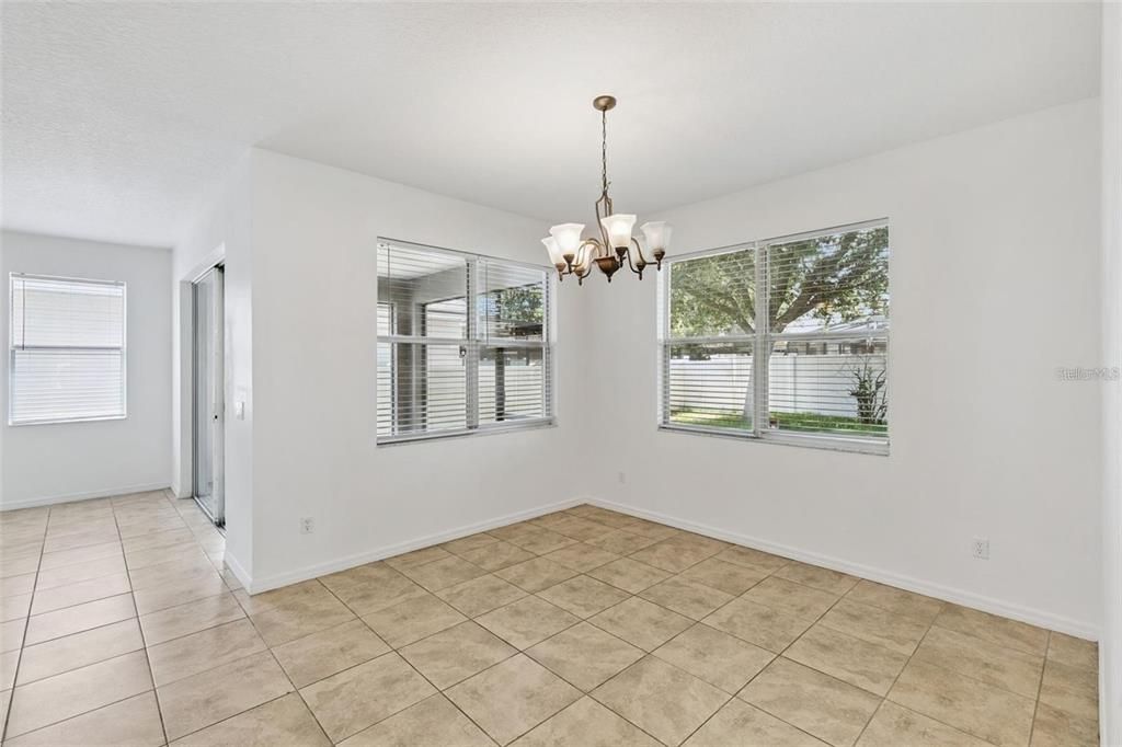 For Rent: $3,000 (3 beds, 2 baths, 1911 Square Feet)
