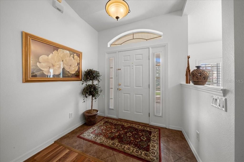 En Venta: $280,000 (3 camas, 2 baños, 1903 Pies cuadrados)