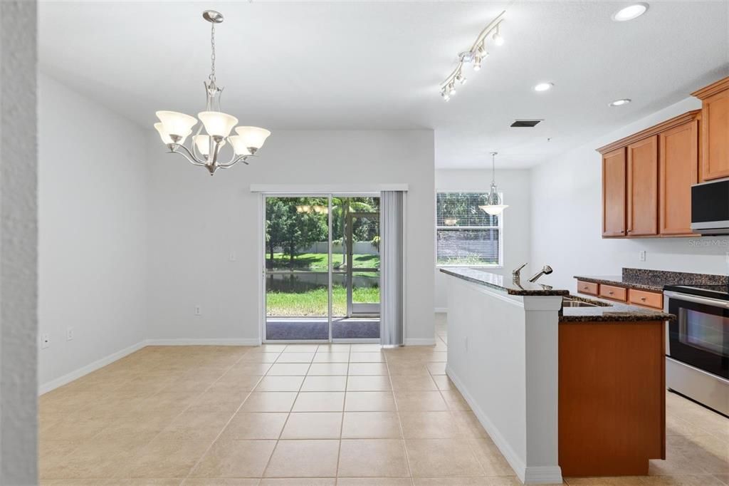 For Rent: $2,100 (3 beds, 2 baths, 1776 Square Feet)