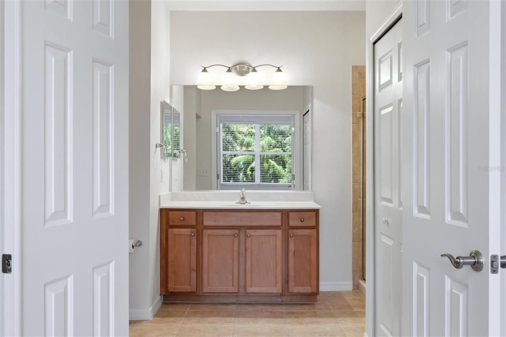 For Rent: $2,100 (3 beds, 2 baths, 1776 Square Feet)