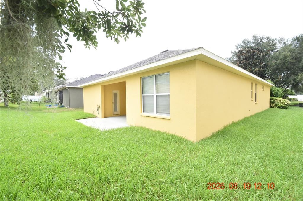 For Rent: $2,350 (4 beds, 3 baths, 2038 Square Feet)