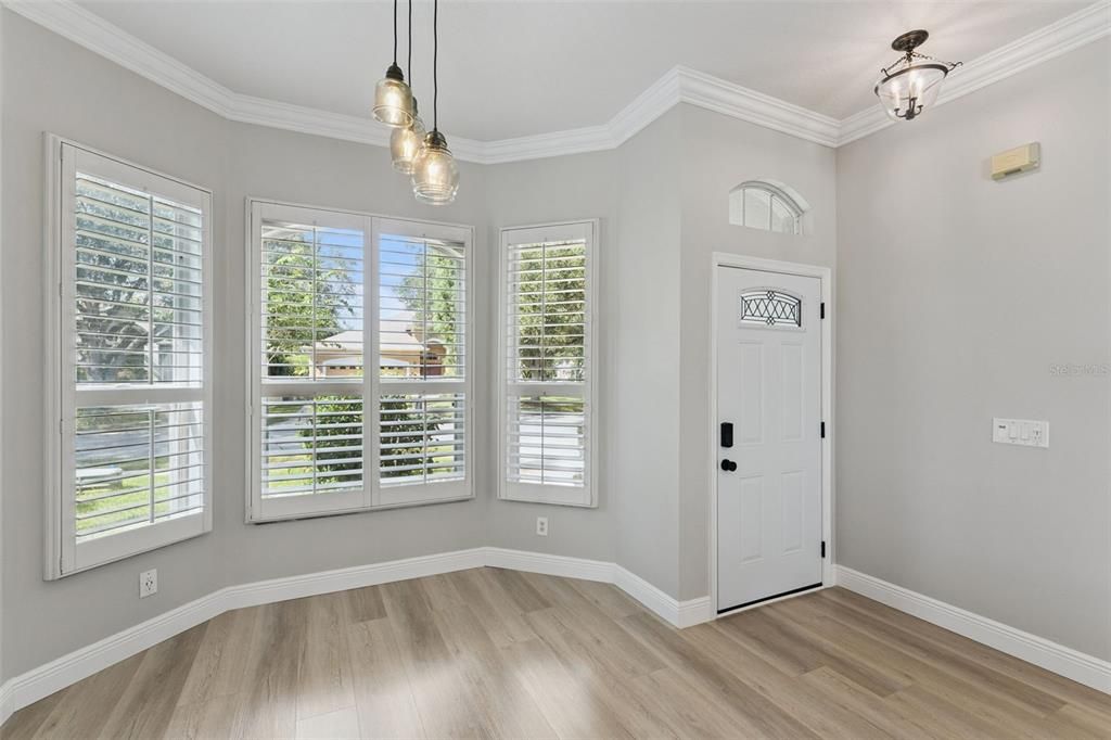 For Sale: $499,000 (3 beds, 2 baths, 1393 Square Feet)