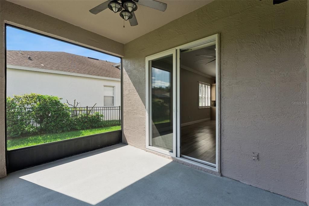 For Sale: $499,000 (3 beds, 2 baths, 1393 Square Feet)