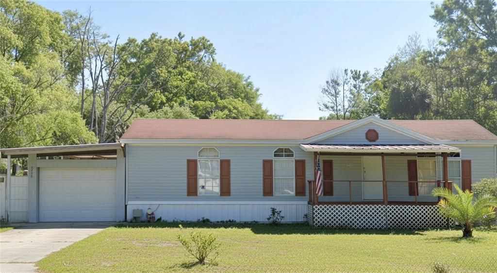 Active With Contract: $299,999 (3 beds, 2 baths, 1188 Square Feet)