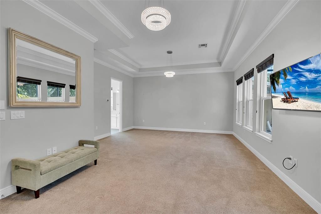 For Sale: $914,900 (5 beds, 3 baths, 3375 Square Feet)