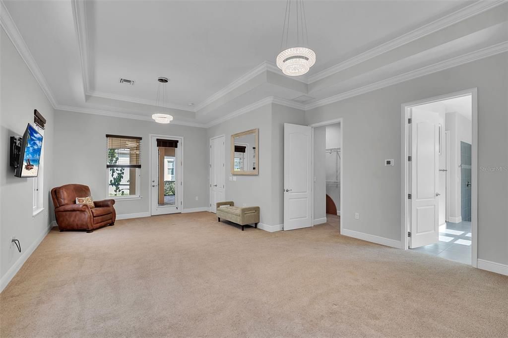 For Sale: $914,900 (5 beds, 3 baths, 3375 Square Feet)
