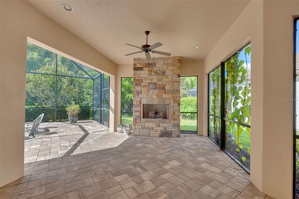 For Sale: $914,900 (5 beds, 3 baths, 3375 Square Feet)
