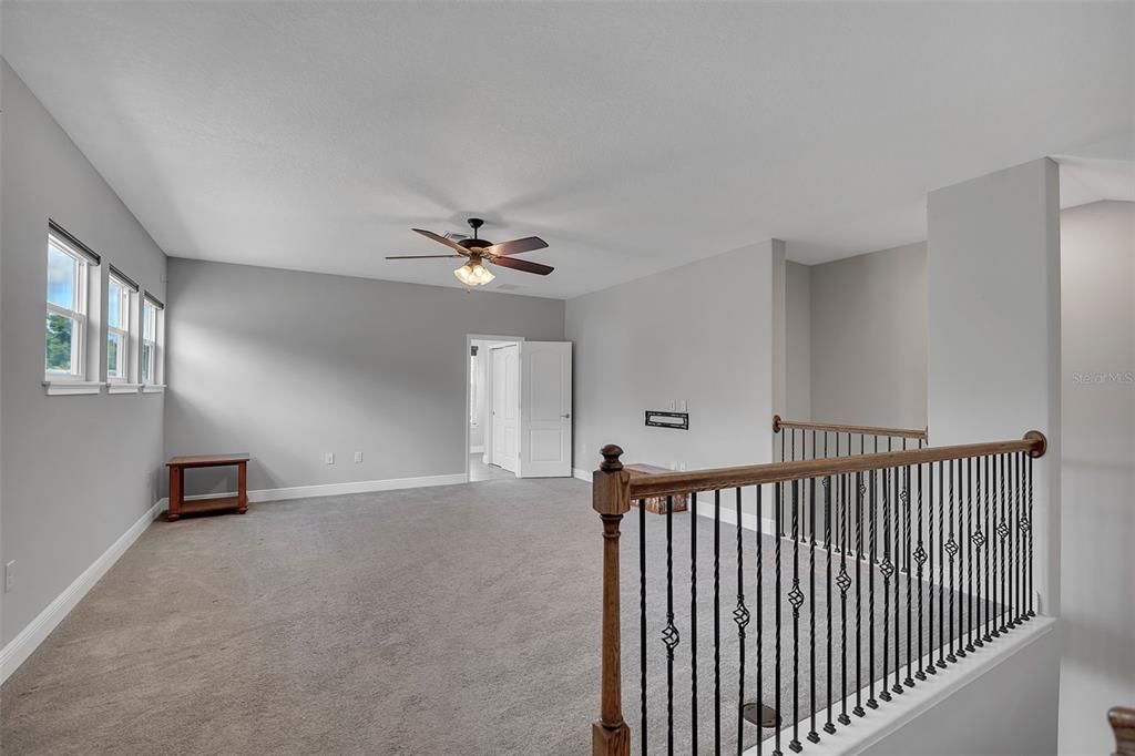 For Sale: $914,900 (5 beds, 3 baths, 3375 Square Feet)
