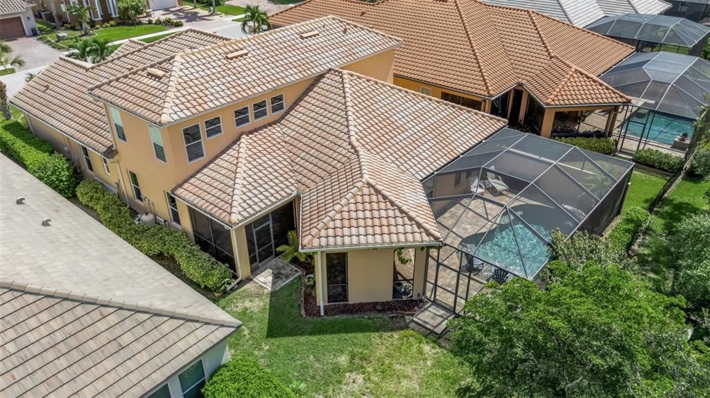 For Sale: $914,900 (5 beds, 3 baths, 3375 Square Feet)