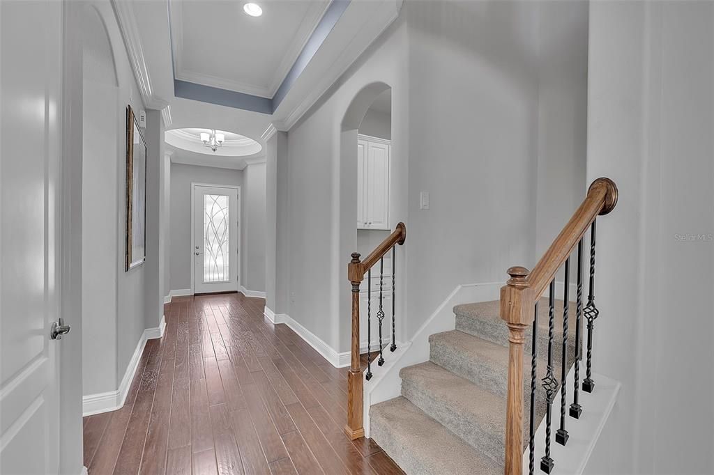 For Sale: $914,900 (5 beds, 3 baths, 3375 Square Feet)