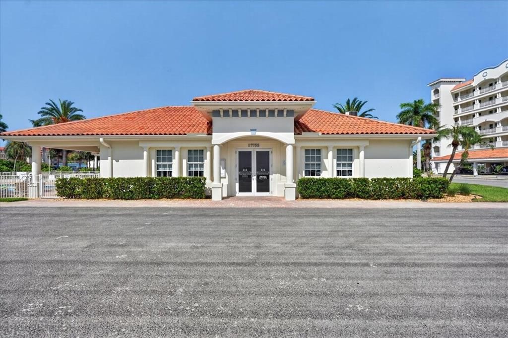 For Sale: $2,600,000 (4 beds, 4 baths, 4479 Square Feet)