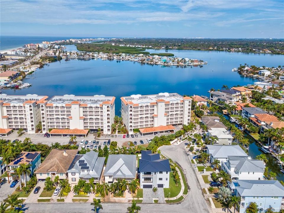 For Sale: $2,600,000 (4 beds, 4 baths, 4479 Square Feet)