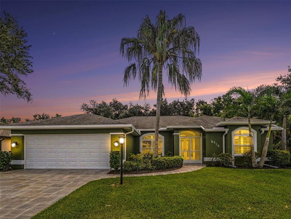 En Venta: $499,900 (3 camas, 2 baños, 1782 Pies cuadrados)