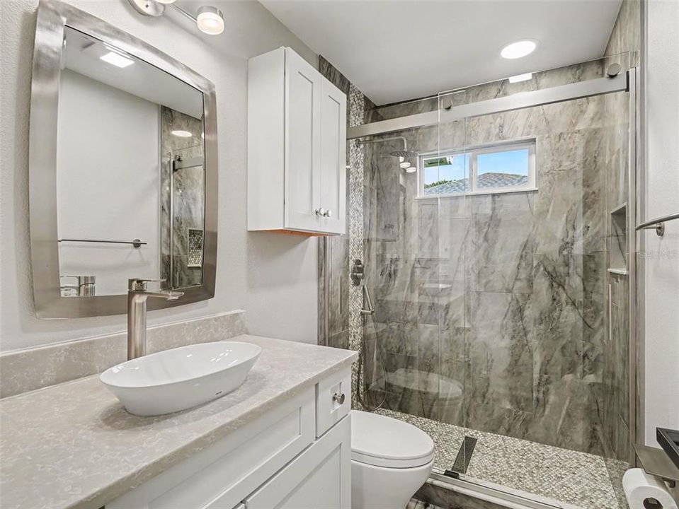 En Venta: $499,900 (3 camas, 2 baños, 1782 Pies cuadrados)
