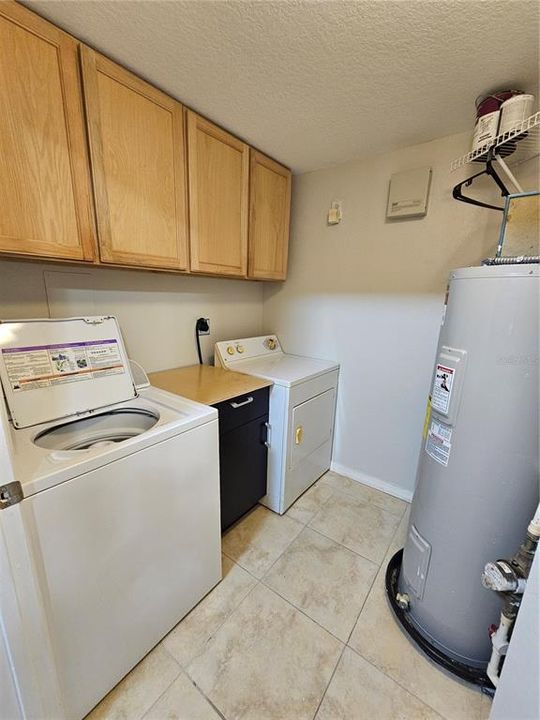 For Rent: $1,700 (1 beds, 1 baths, 1072 Square Feet)