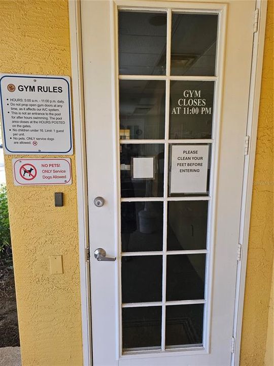 For Rent: $1,700 (1 beds, 1 baths, 1072 Square Feet)