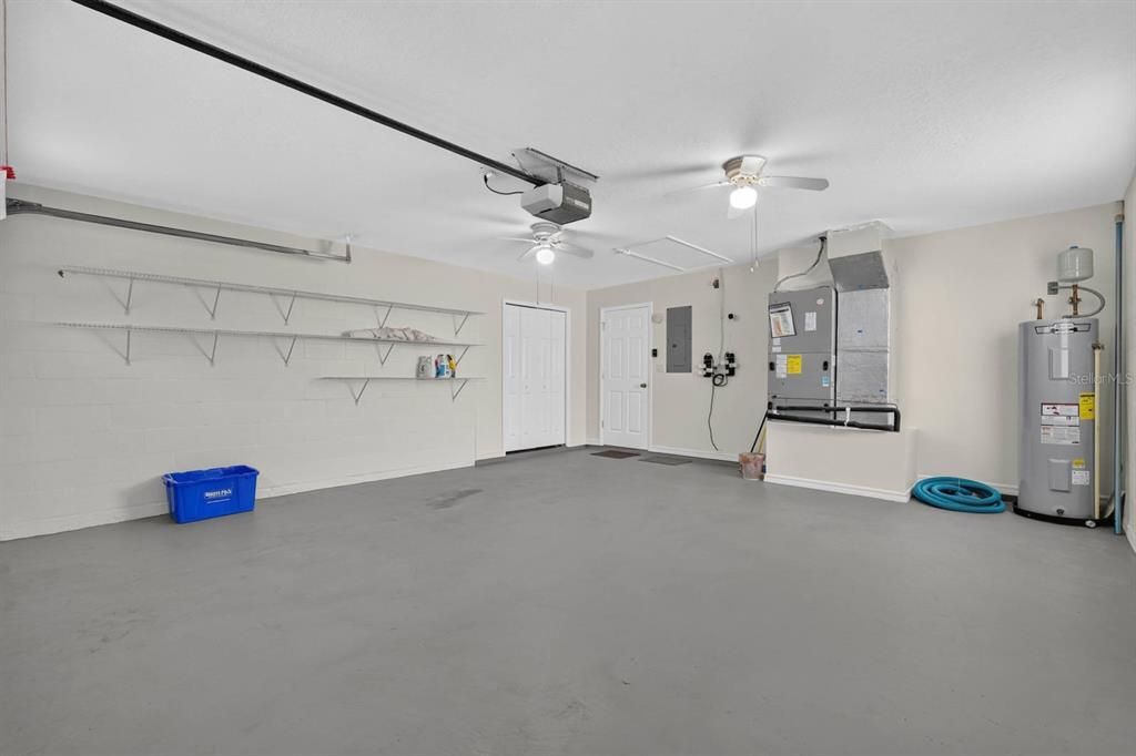 For Sale: $399,000 (3 beds, 2 baths, 2082 Square Feet)