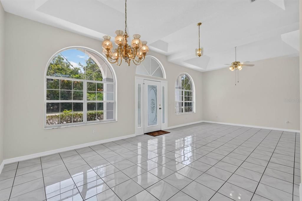 For Sale: $399,000 (3 beds, 2 baths, 2082 Square Feet)