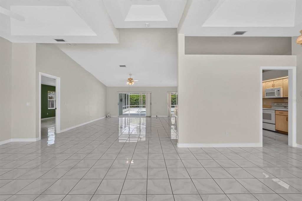 For Sale: $399,000 (3 beds, 2 baths, 2082 Square Feet)
