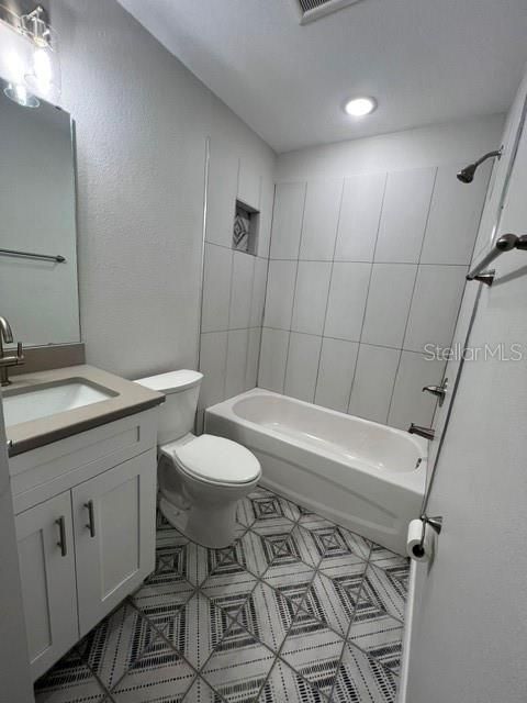 En Renta: $1,995 (3 camas, 2 baños, 1428 Pies cuadrados)