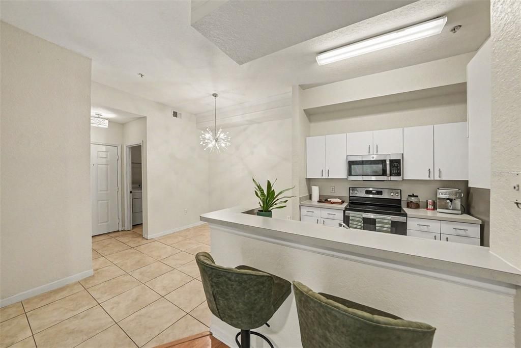 For Sale: $150,000 (2 beds, 2 baths, 1032 Square Feet)