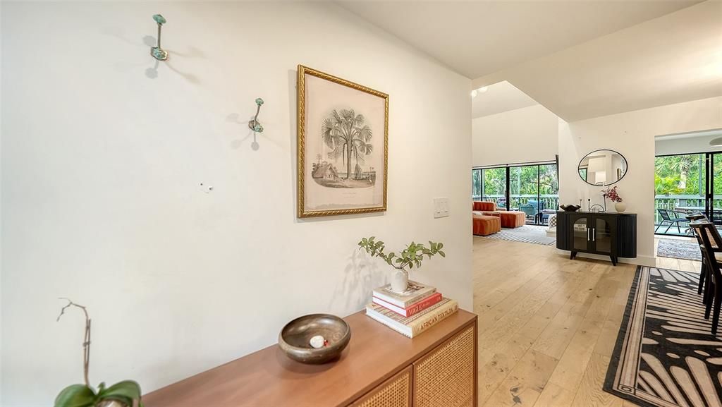 For Sale: $680,000 (3 beds, 2 baths, 2048 Square Feet)