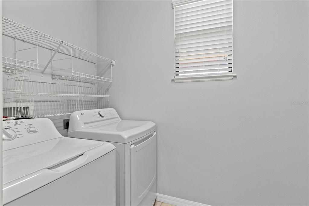 En Venta: $374,900 (3 camas, 2 baños, 1516 Pies cuadrados)