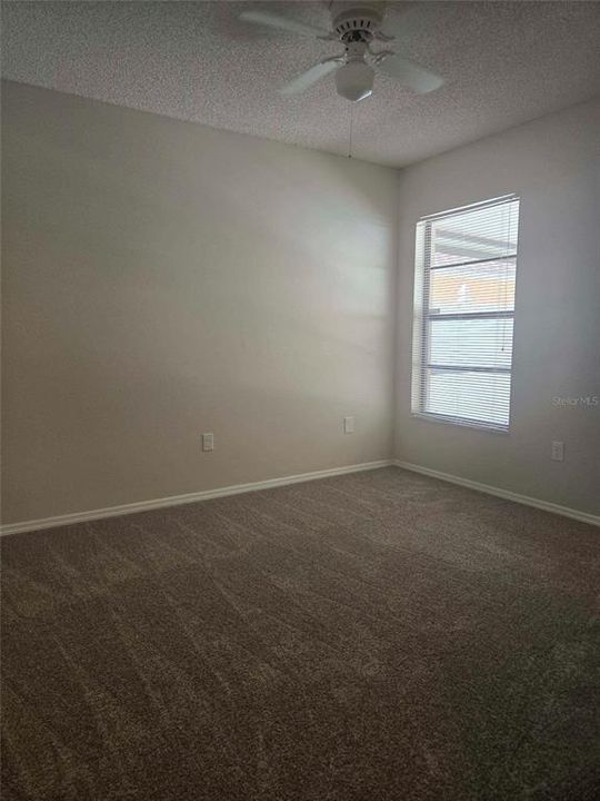 For Sale: $399,900 (3 beds, 2 baths, 1855 Square Feet)
