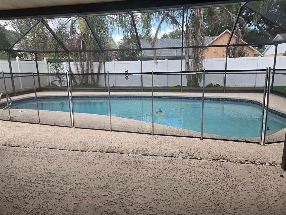 For Sale: $399,900 (3 beds, 2 baths, 1855 Square Feet)