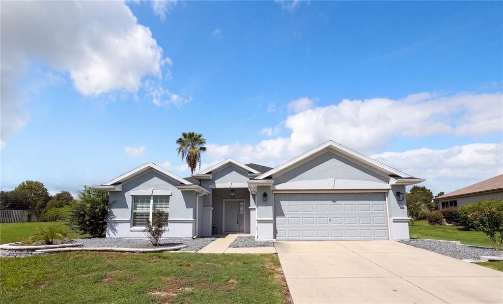 For Sale: $320,000 (3 beds, 2 baths, 1718 Square Feet)