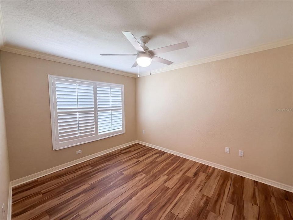 For Sale: $320,000 (3 beds, 2 baths, 1718 Square Feet)