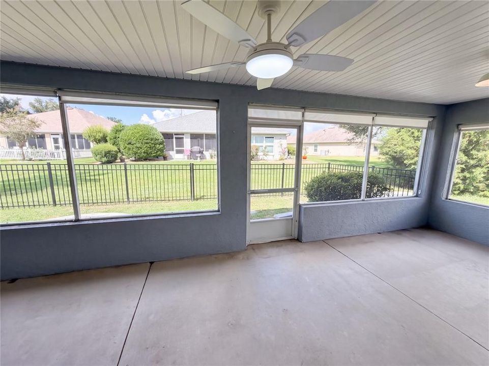 For Sale: $320,000 (3 beds, 2 baths, 1718 Square Feet)