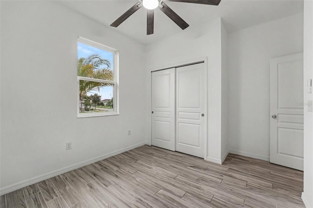 For Sale: $550,000 (4 beds, 2 baths, 1935 Square Feet)