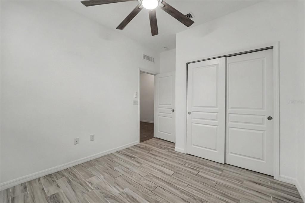 For Sale: $550,000 (4 beds, 2 baths, 1935 Square Feet)